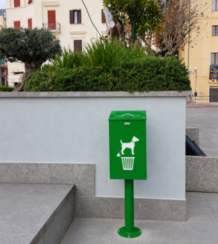 Cestino deiezioni canine