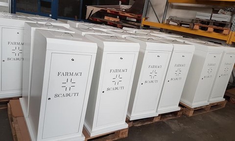 Contenitore farmaci Elux