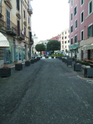 Fioriera stradale per arredo urbano modello Thalia