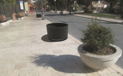 Fioriera stradale per arredo urbano