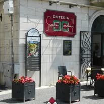 Installazione bacheca stradale Pompei 151 Elux