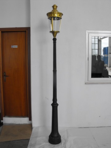 Lanterna in ottone pubblica illuminazione LED Reginetta