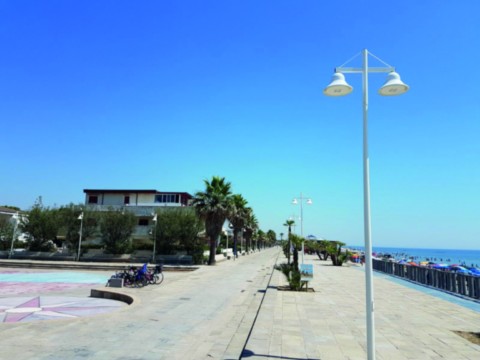 Lanterna stradale per illuminazione a LED Idra