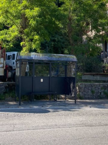 Pensilina attesa autobus modello Genova applique